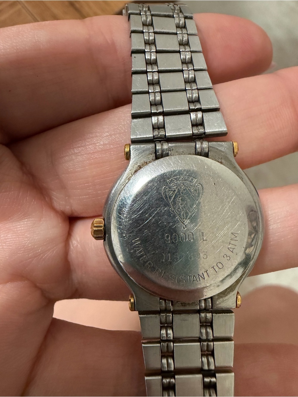 Authentic Gucci 9000L Two Tone Womens Watch - Picture 5 of 6